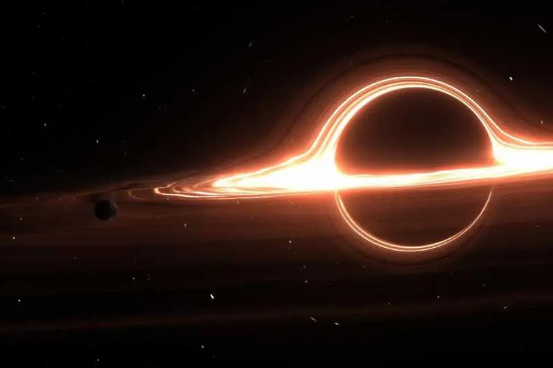 Откриха черна дупка с маса 70 пъти по-голяма от нашето Слънце
