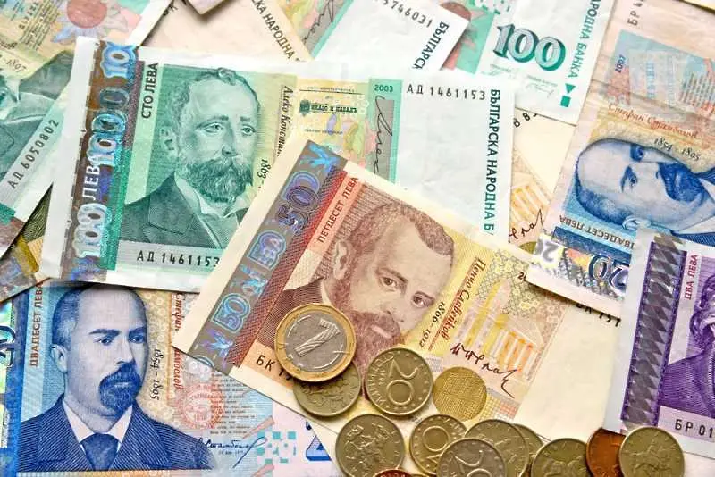 Прогноза: Заплатите в България ще се увеличат с 8% през 2020-а