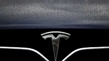 Tesla достави първите си автомобили с надпис “Made in China”