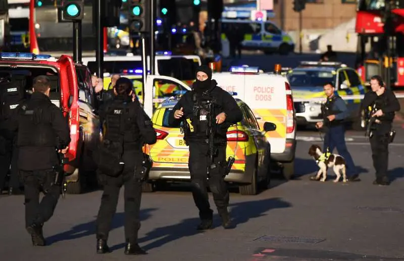 Кой е мъжът, използвал рог от кит,  за да обезвреди екстремист на Лондон бридж?