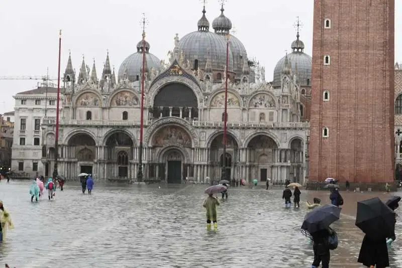 Сърцето на Венеция отново под вода