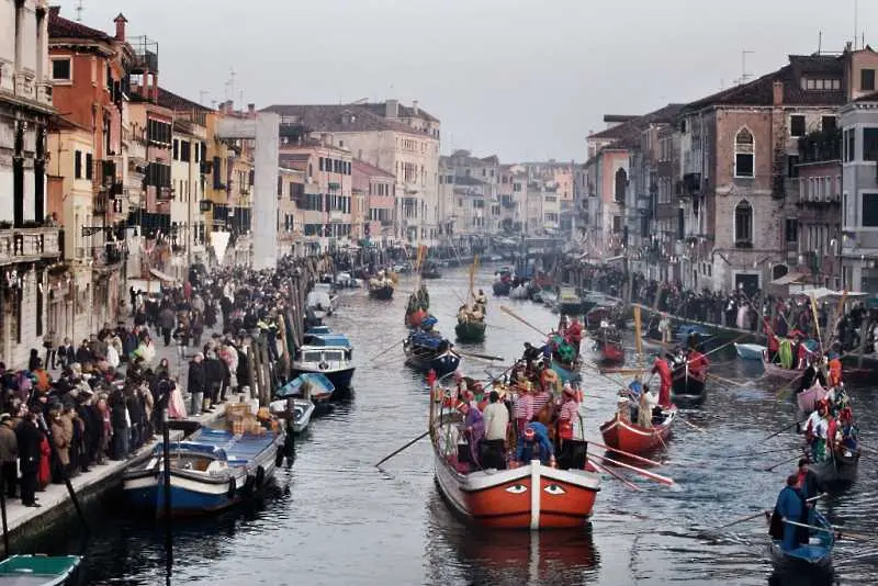  Два месеца след потопа: Каналите във Венеция почти пресъхнаха
