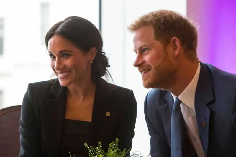 Принц Хари и Меган повече няма да бъдат действащи членове на британското кралско