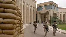 Три ракети паднаха върху посолството на САЩ в Багдад