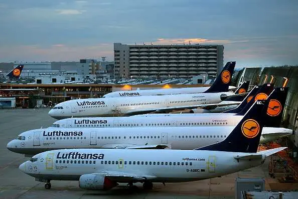 Lufthansa спира полетите си до Китай и Иран