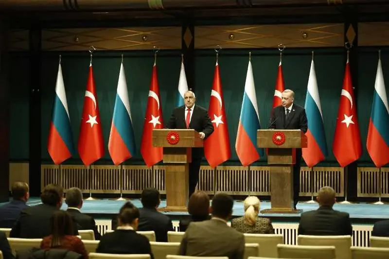 Ердоган поиска „справедливо споделяне на бремето“ при приема на мигранти