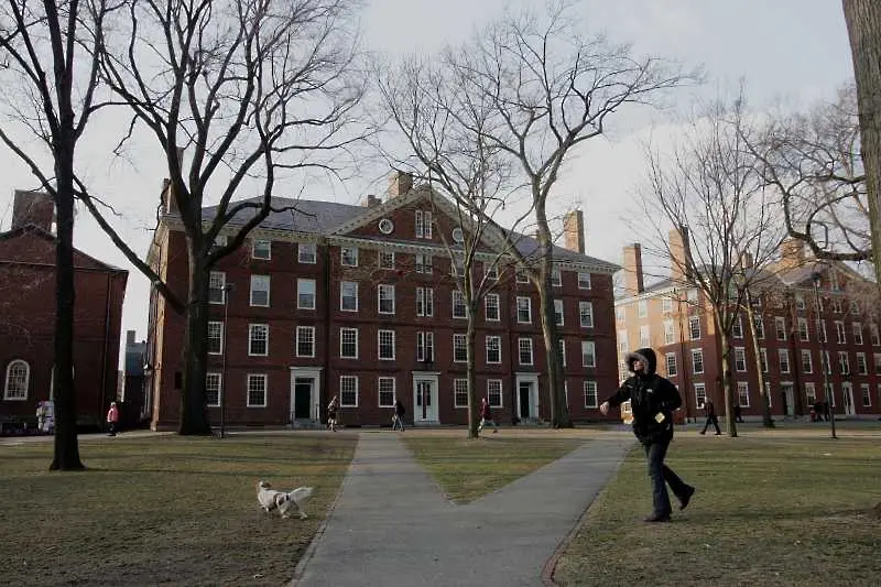 САЩ разследват Харвард и Йейл за скрито чуждестранно финансиране