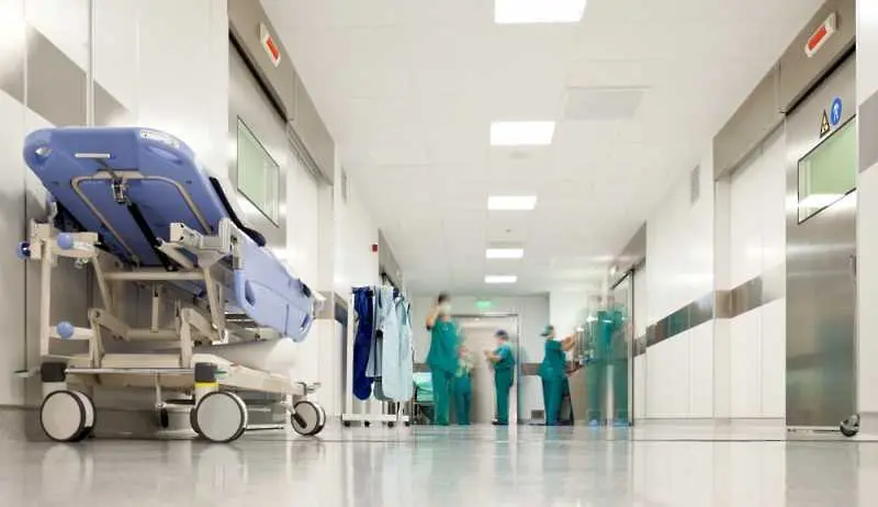 По заповед на здравния министър Втора градска болница се трансформира в Инфекциозна