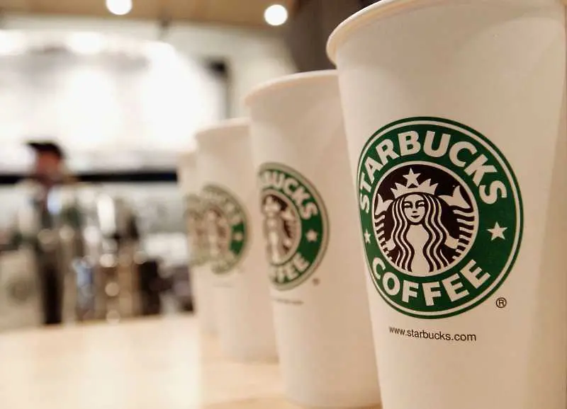 Starbucks тества изцяло хартиена чаша