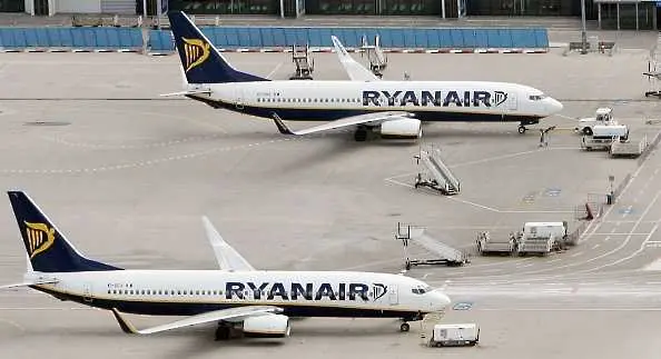 Ryanair спира почти всичките си полети от 24 март