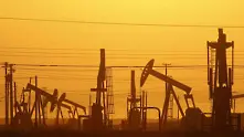 Страните от ОПЕК+ договориха историческо свиване на добива на петрол