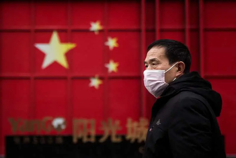 Китай е скрил данни за вируса, за да увеличи запасите си от предпазни средства, твърди американски доклад