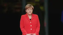 Германия все още е в началото на пандемията, заяви Ангела Меркел