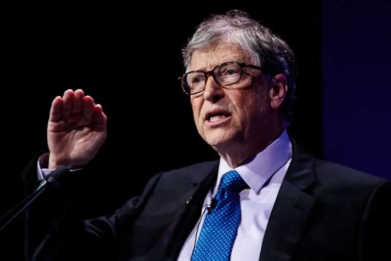 Бил Гейтс се надява да има ваксина за COVID-19 до една година