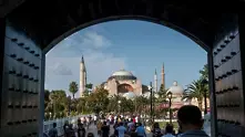 Турция иска да увеличи броя на туристи чрез общи пакети с България и Гърция