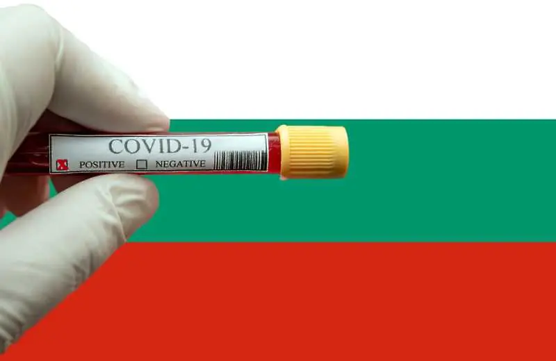 1965 са потвърдените случаи на COVID-19 у нас