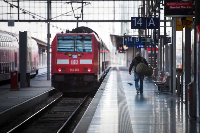 Deutsche Bahn възстановява до 1000 евро на най-верните си клиенти