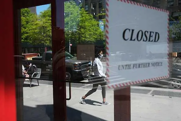 Дискотеки и нощни барове остават затворени