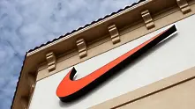 „Веднъж не го прави“: Nike промени слогана си заради протестите