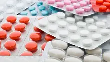 ЕК се споразумя с две фармацевтични компании за доставка на лекарства за COVID-19