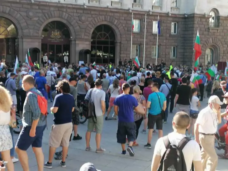 Протести и контрапротести в София