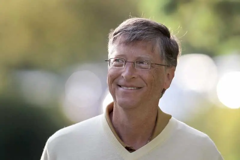 Бил Гейтс инвестира $78 млн. във фирма за сателити