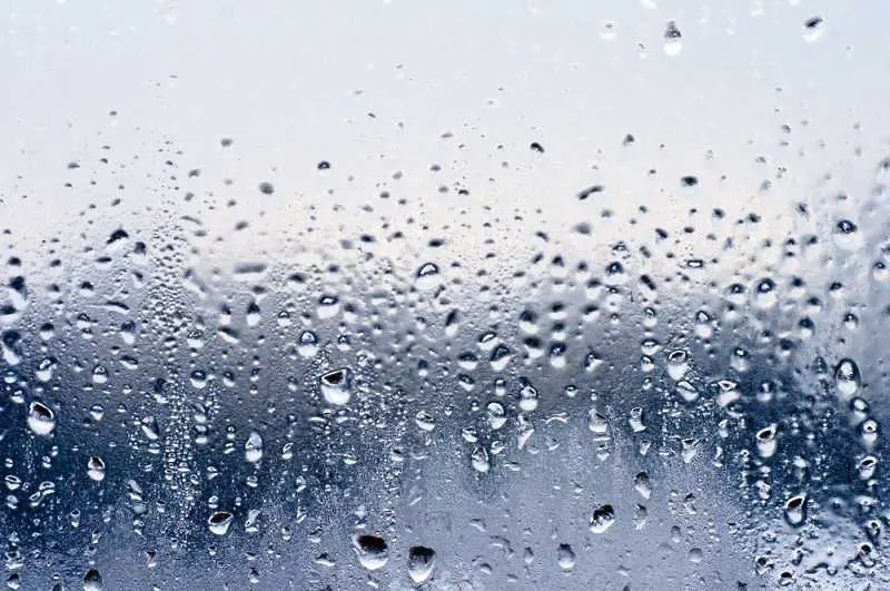 Времето: Жълт код за силен дъжд в 4 области на страната