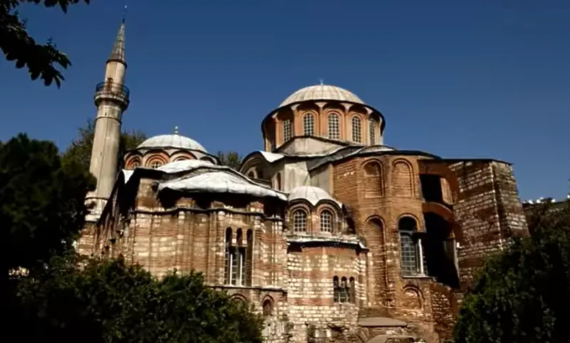 Турция превръща още една църква в джамия