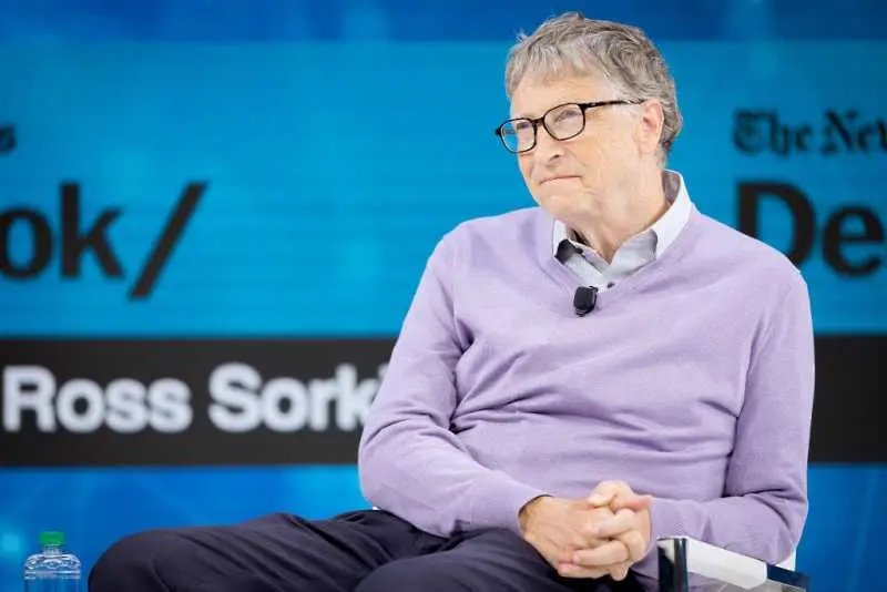 Бил Гейтс с критика към Вашингтон: Повечето правителства се вслушват в учените си