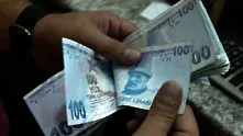Турската лира достигна ново дъно на обезценяване