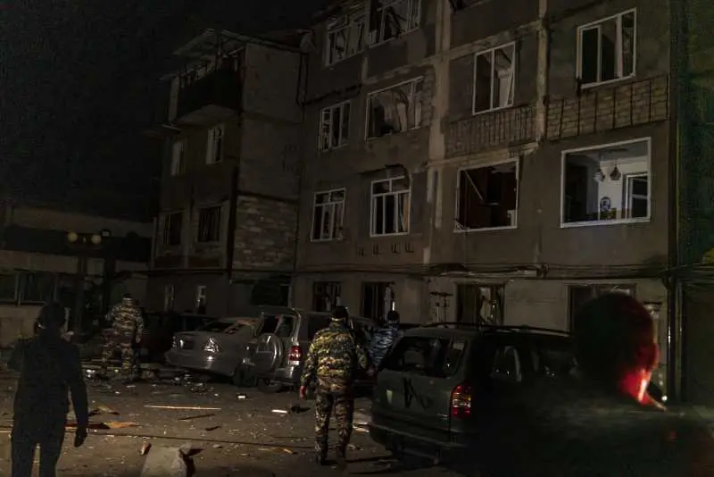 Азербайджан и Армения с взаимни обвинения за атаки над цивилни райони