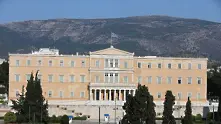 Гърция обвини в шпионаж 35 доброволци в хуманитарни организации