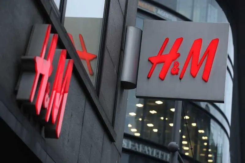 H&M затваря 250 магазина – клиентите все повече пазаруват онлайн