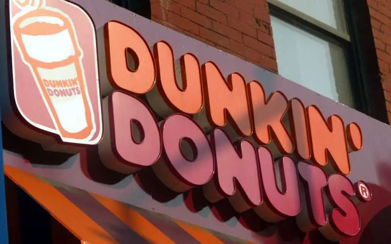 Dunkin’ Donuts може да стане частна компания