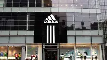 Adidas обмисля продажба на Reebok