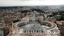 Ватикана предлага безплатни тестове за коронавирус на бедните в Рим
