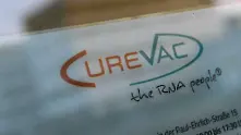 ЕК сключи сделка с CureVac за купуване на милиони ваксини срещу COVID-19