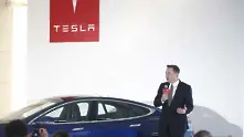Tesla вече струва половин трилион долара