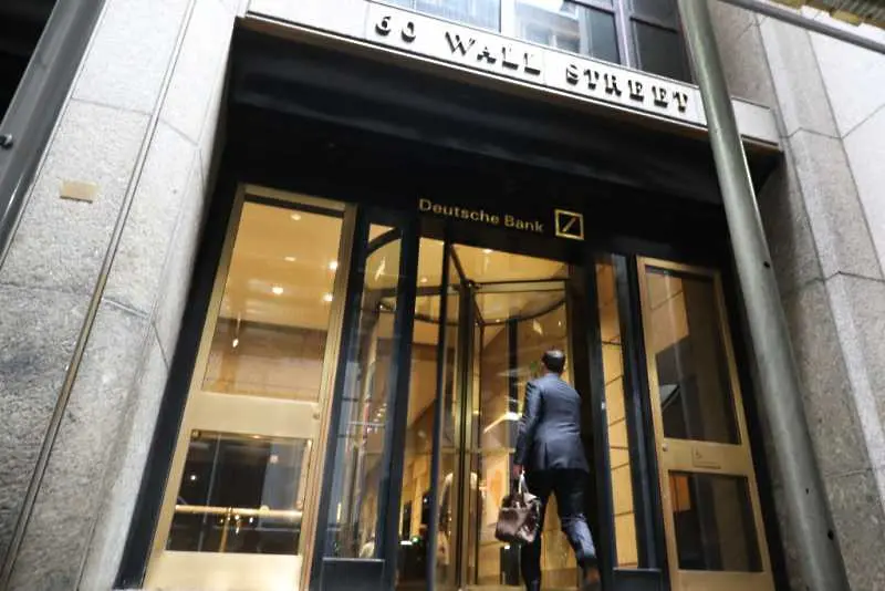 Личният банкер на Тръмп в Deutsche Bank подаде оставка на фона на вътрешно разследване