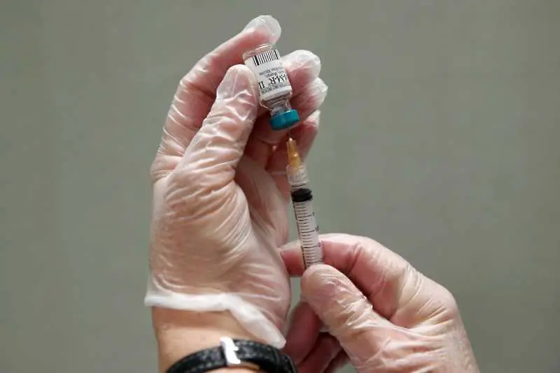 Амнести интернешънъл алармира за презапасяване на богатите страни с ваксини