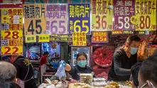 Китай отчита дефлация на потребителските цени за първи път от 11 години