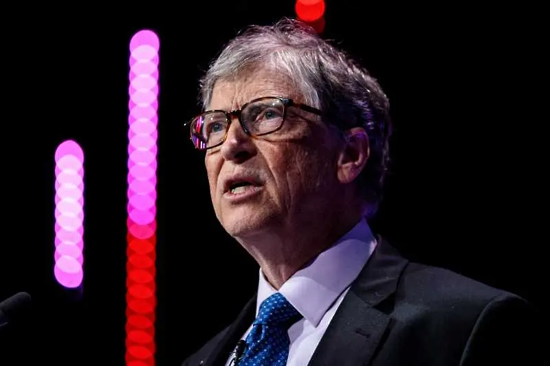 Бил Гейтс: Преходът на властта в САЩ усложнява разпространението на ваксини