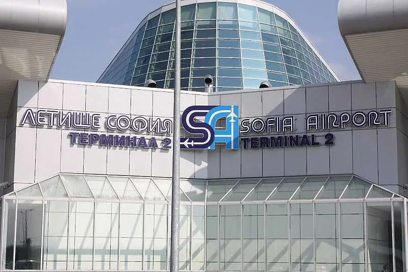 Правителството се отказа да вдигне таксите на Летище София