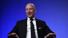 Джеф Безос се оттегля от поста главен изпълнителен директор на Amazon