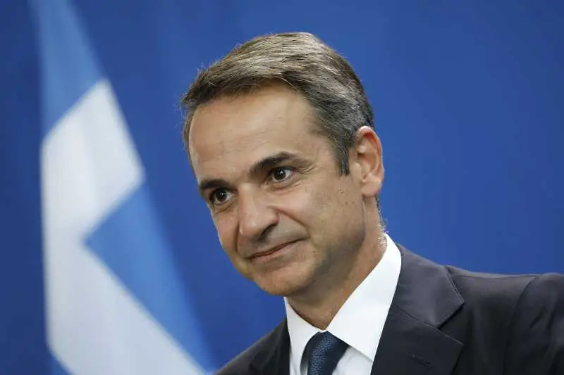 Гръцкият премиер отново засечен в нарушение на противоепидемичните мерки