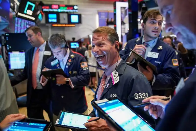 Частни инвеститори хвърлиха в хаос американските фондови пазари 
