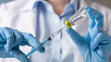 Белгия временно спира прилагането на ваксината на AstraZeneca при хора над 55 г.