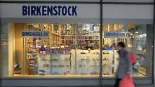 LVMH влезе с мажоритарен дял в прочутата марка за сандали Birkenstock