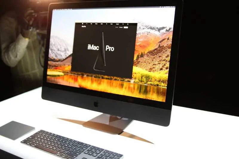 Apple спира да произвежда iMac Pro