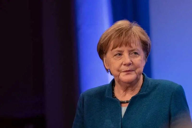 Консерваторите на Меркел стартират с проблеми ключова изборна година